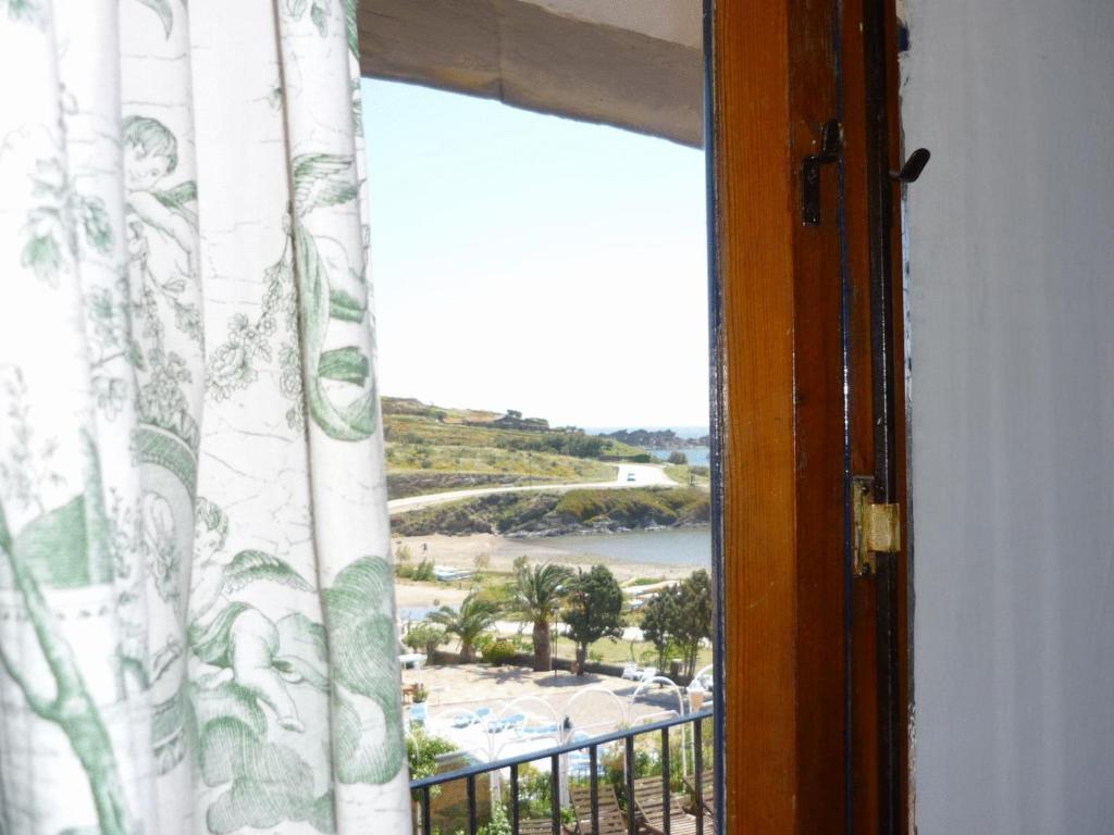 Hotel Port-Lligat كاذاكيس المظهر الخارجي الصورة